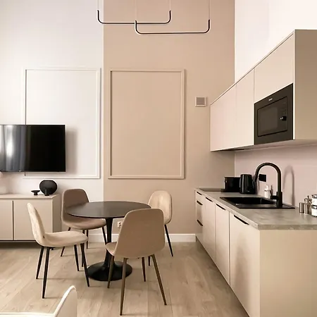 Visiting - Leszczynskiego