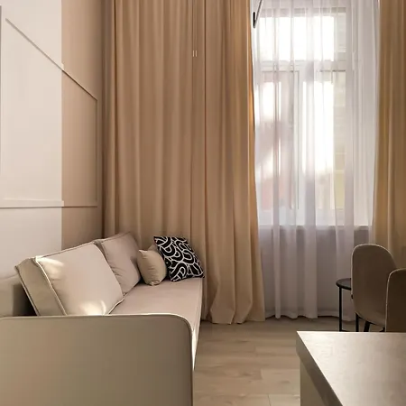 Visiting - Leszczynskiego *